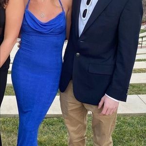 Not sure where this is from but I wore it to formal and it’s amazingggg.